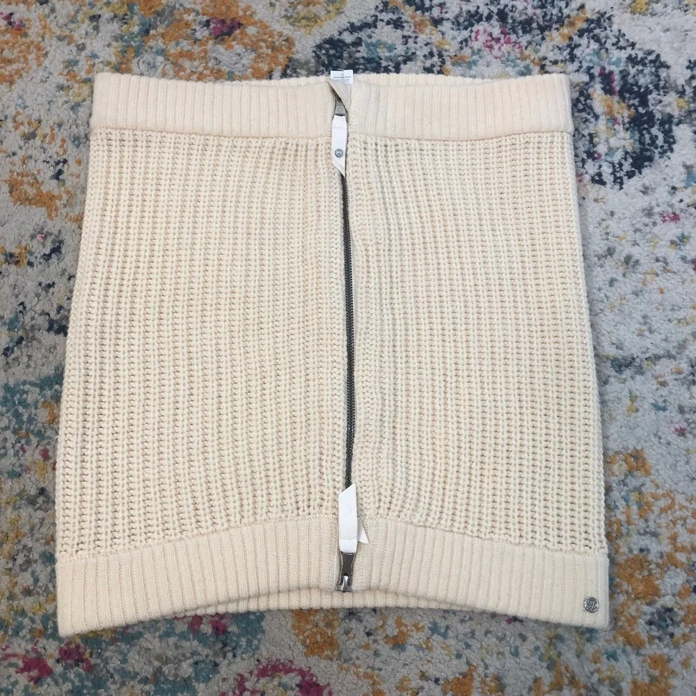 LULULEMON Falling Freely Neck Warmer Merino Wool Scarf Angel Wing Size OS WARM